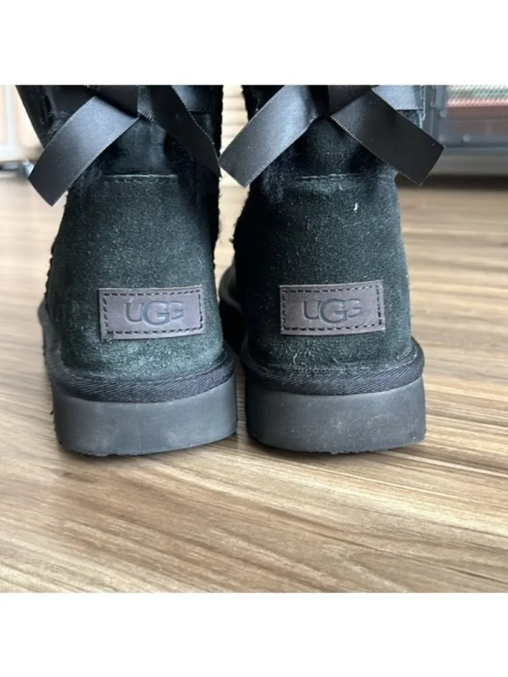 UGG Women's Bailey Bow II Black Suede Lace Up Back Midi Sherpa Lined Pull On Boo